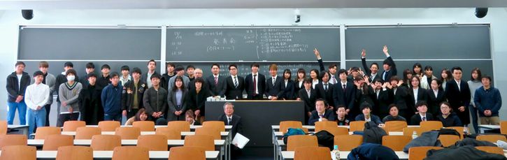 国際ビジネス学科　合同ゼミ発表02