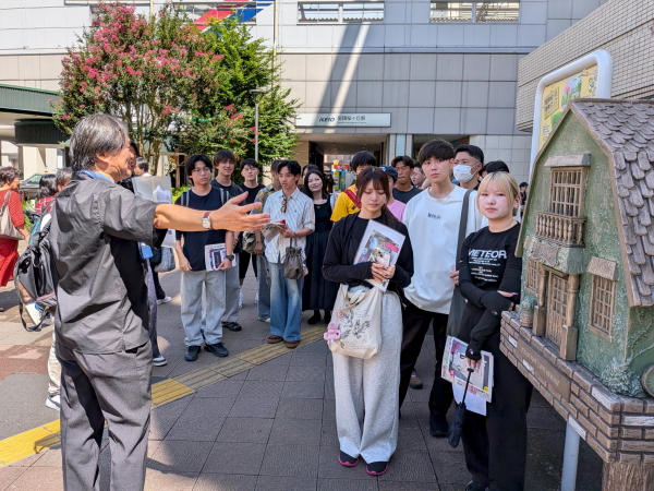 260901_news_fcom06